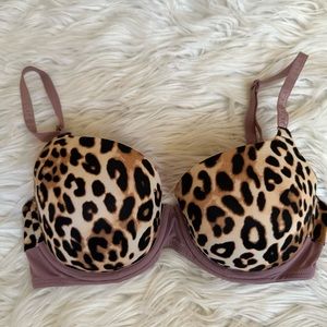 Victorias Secret Bra. Brand new condition no flaws